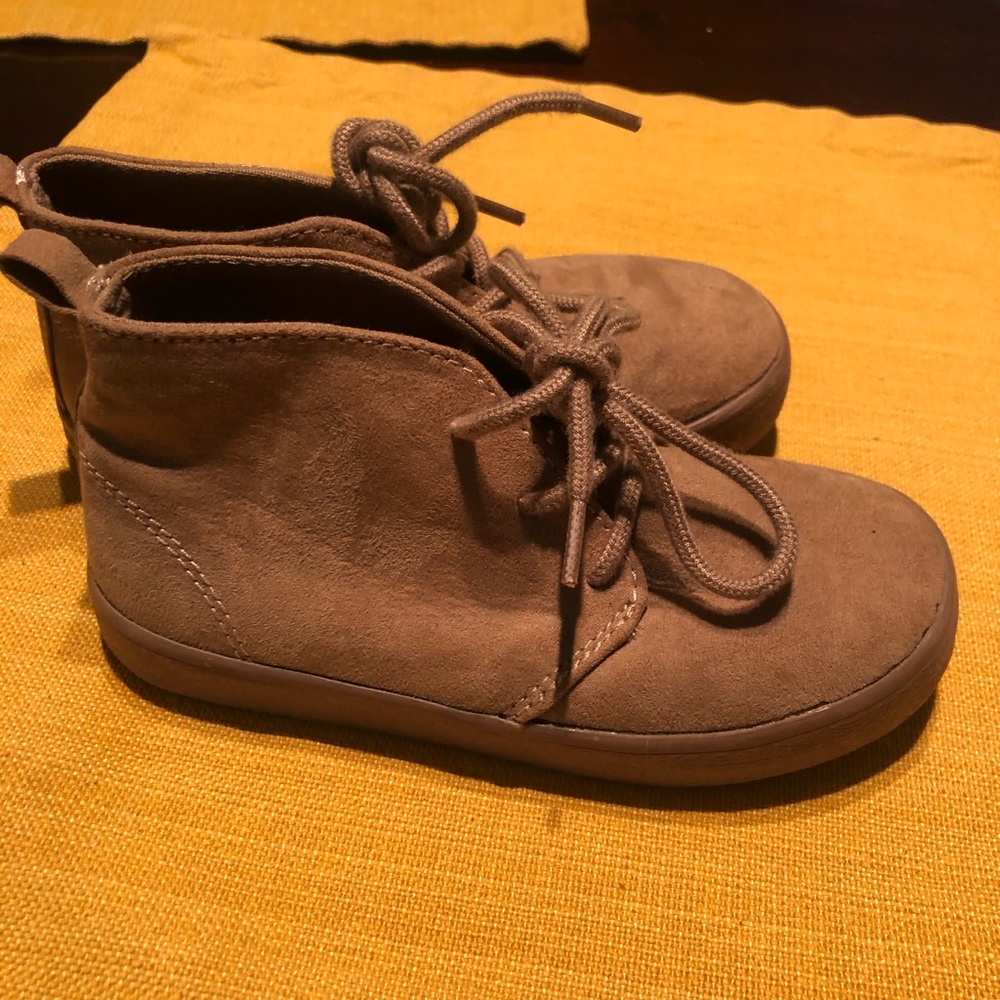 Toddler Boys Gap Tan Boots Size 9